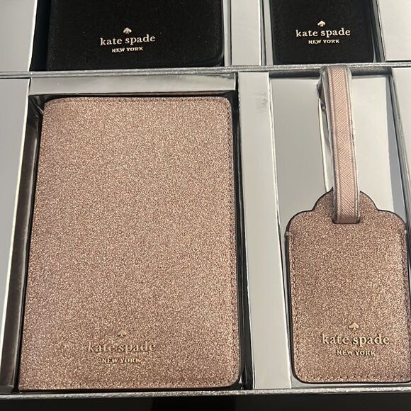 NWT Kate Spade Shimmy Boxed Travel Set rosegold - Picture 1 of 4